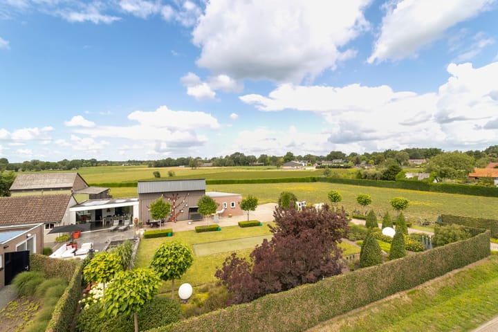 Photo 32 of De Heul 44-A