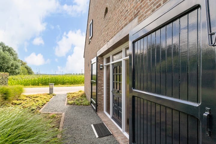 Photo 45 of De Heul 44-A