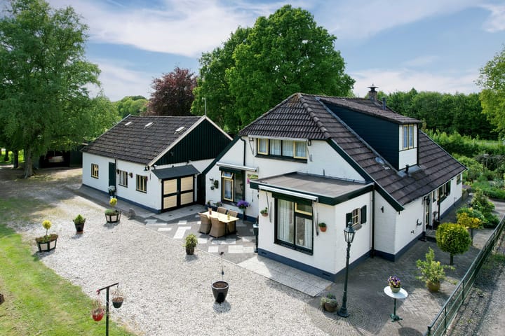 Foto 2 van Dwarsweg 15