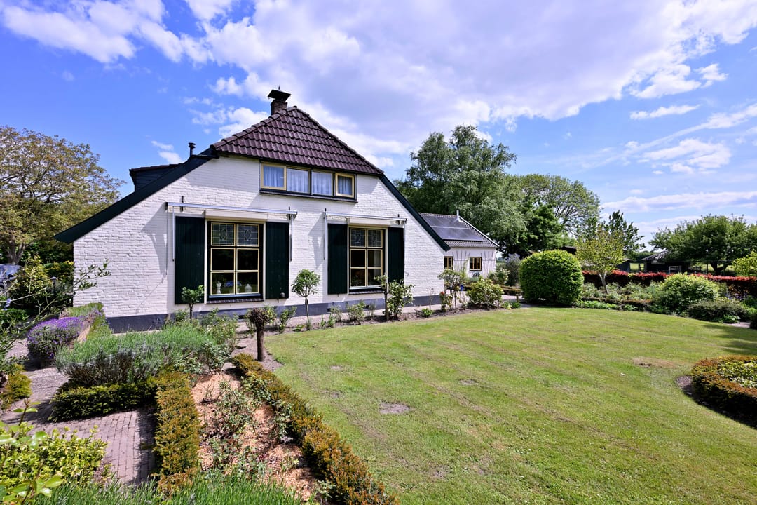 Photo 1 of Dwarsweg 15