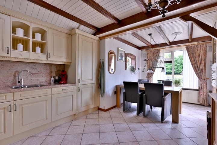 Photo 13 of Dwarsweg 15