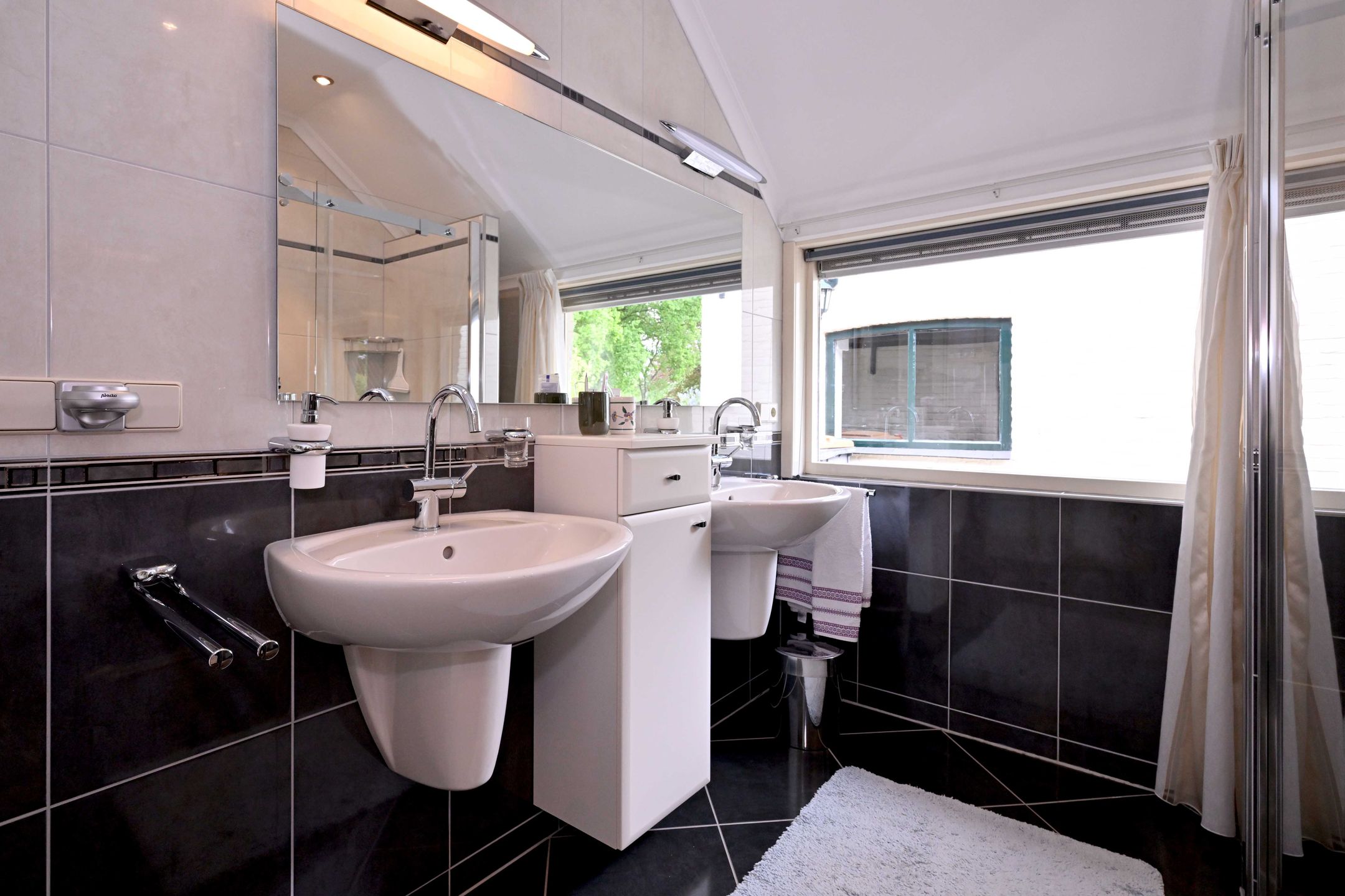 Photo 24 of Dwarsweg 15