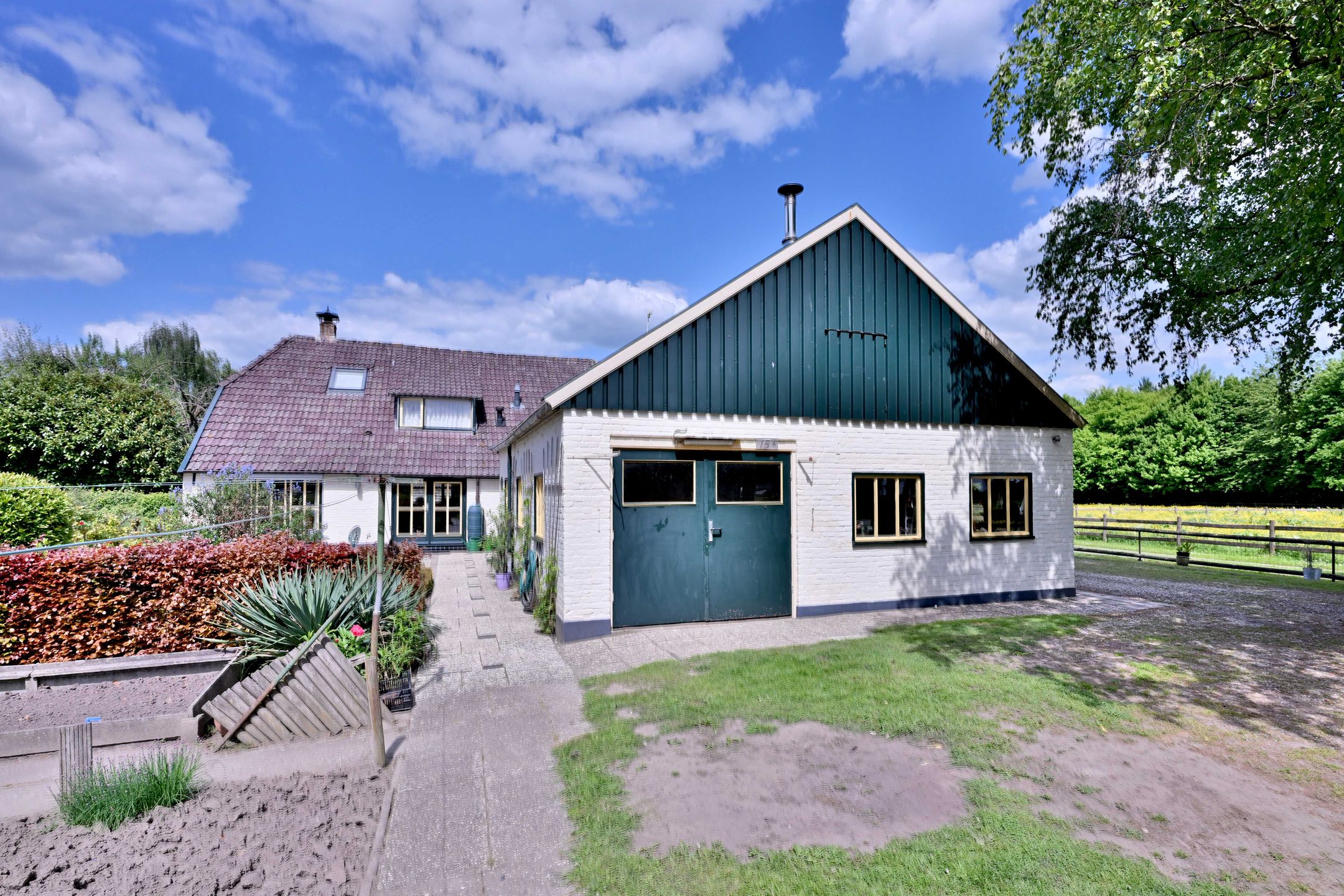 Photo 54 of Dwarsweg 15