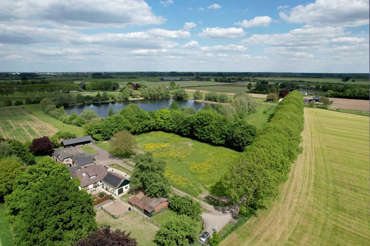 Photo 56 of Dwarsweg 15