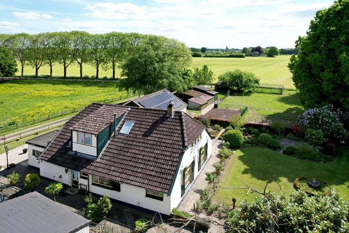 Photo 58 of Dwarsweg 15