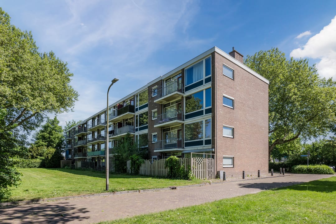 Photo 2 of Vredenluststraat 11