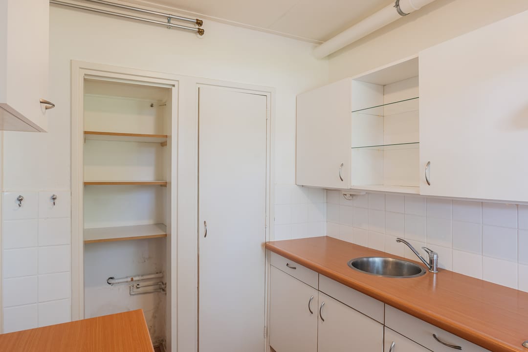 Photo 11 of Vredenluststraat 11