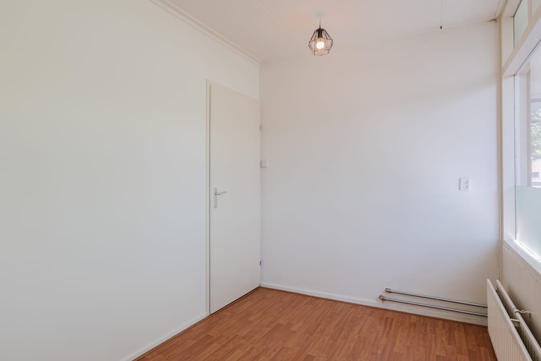 Photo 13 of Vredenluststraat 11