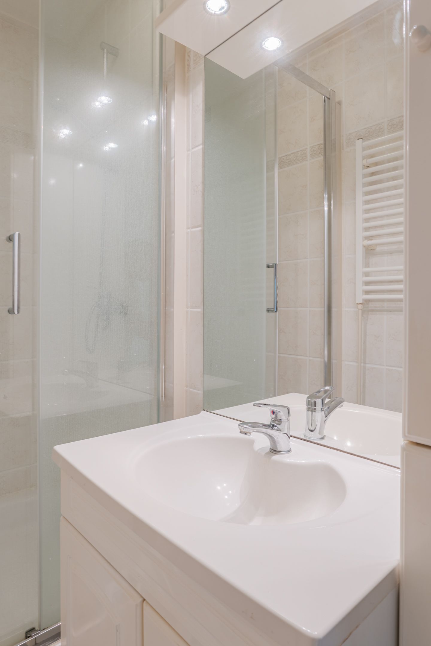 Photo 15 of Vredenluststraat 11