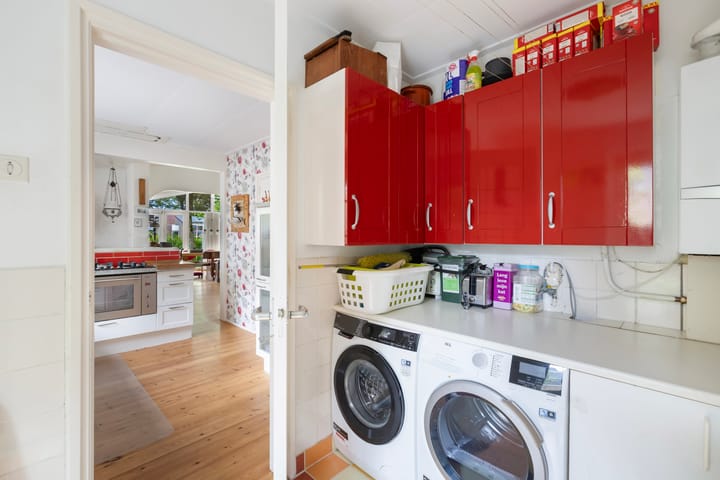 Photo 28 of Buitenom 7