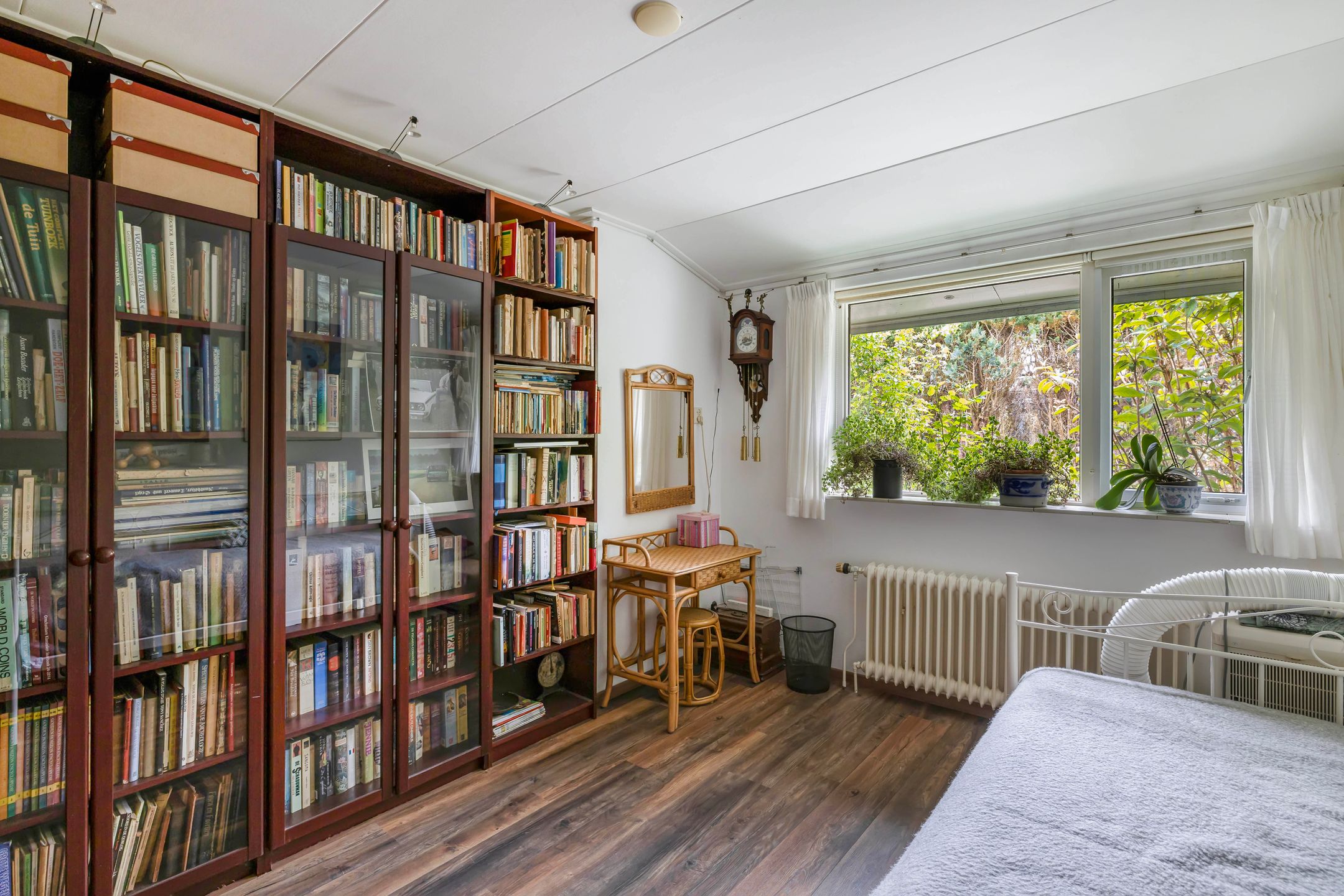 Photo 33 of Buitenom 7