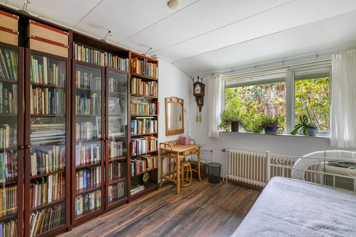 Photo 33 of Buitenom 7