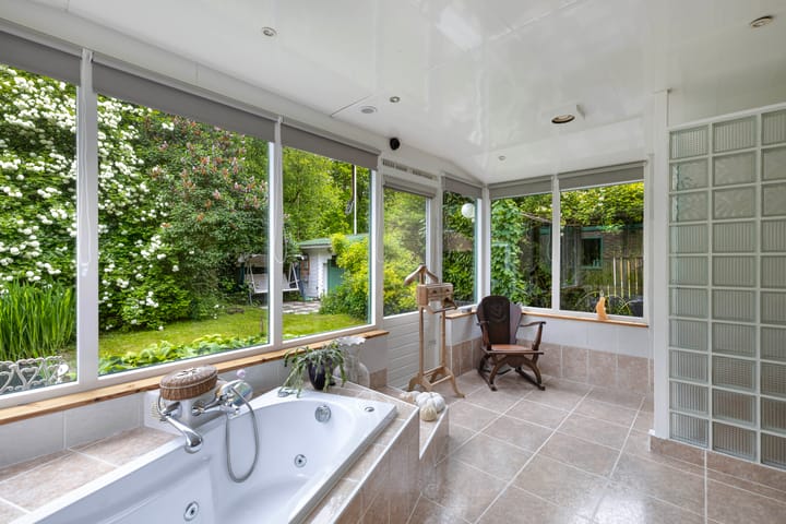 Photo 35 of Buitenom 7