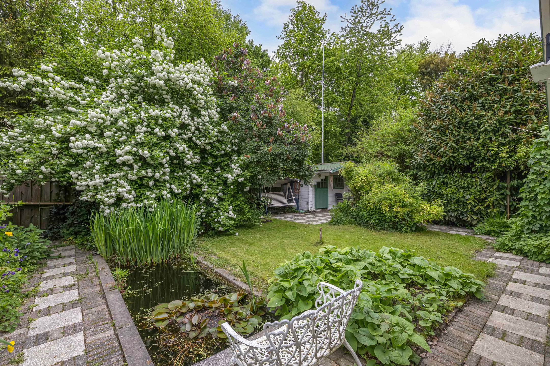 Photo 45 of Buitenom 7