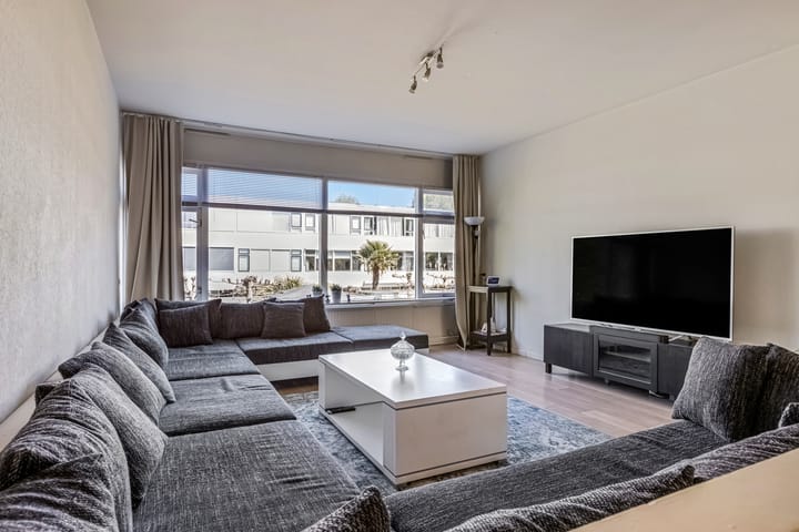 Foto 3 van Nettelhorst 60