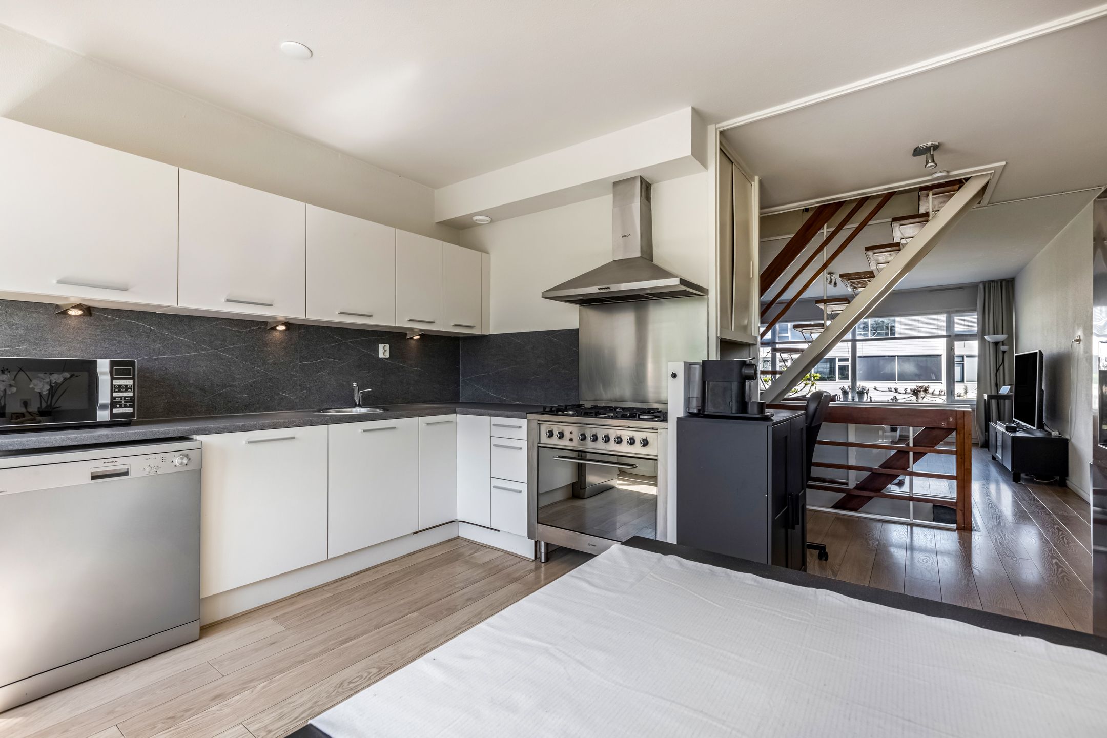 Foto 9 van Nettelhorst 60