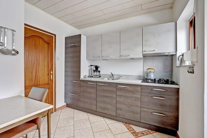 Foto 10 van Limburgiastraat 6