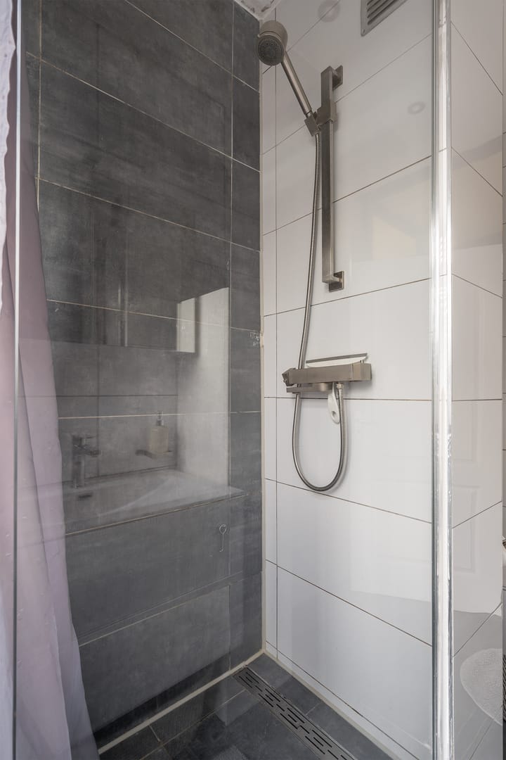 Foto 27 van Vettenoordstraat 58-D