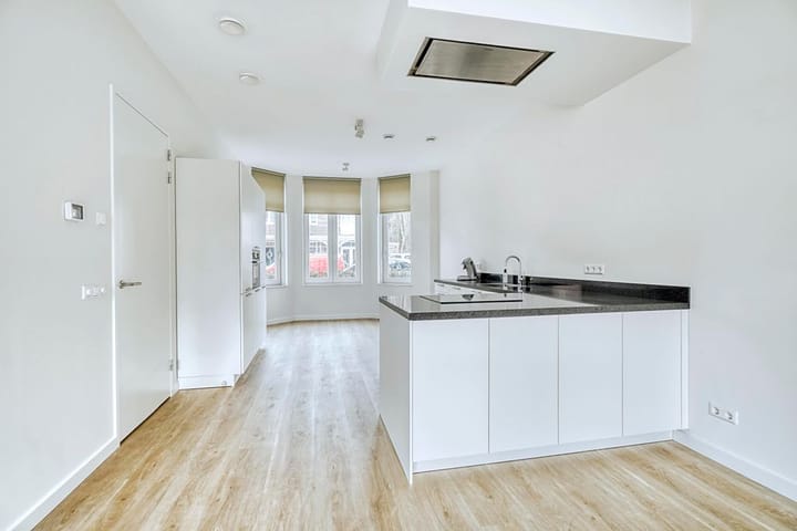 Photo 4 of Markgraaflaan 52