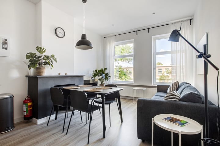 Foto 2 van Van Musschenbroekstraat 138