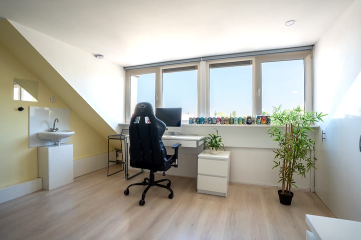 Foto 24 van Trouwlaan 226