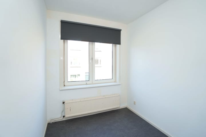 Foto 16 van Surinamestraat 120