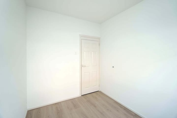 Foto 11 van Surinamestraat 120