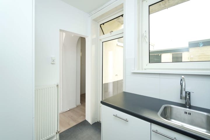 Foto 5 van Surinamestraat 120