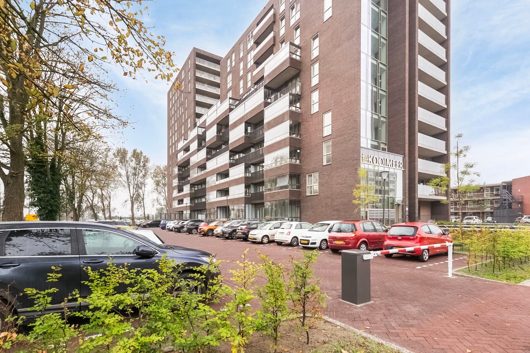 Photo 13 of Albertina Agnesstraat 58