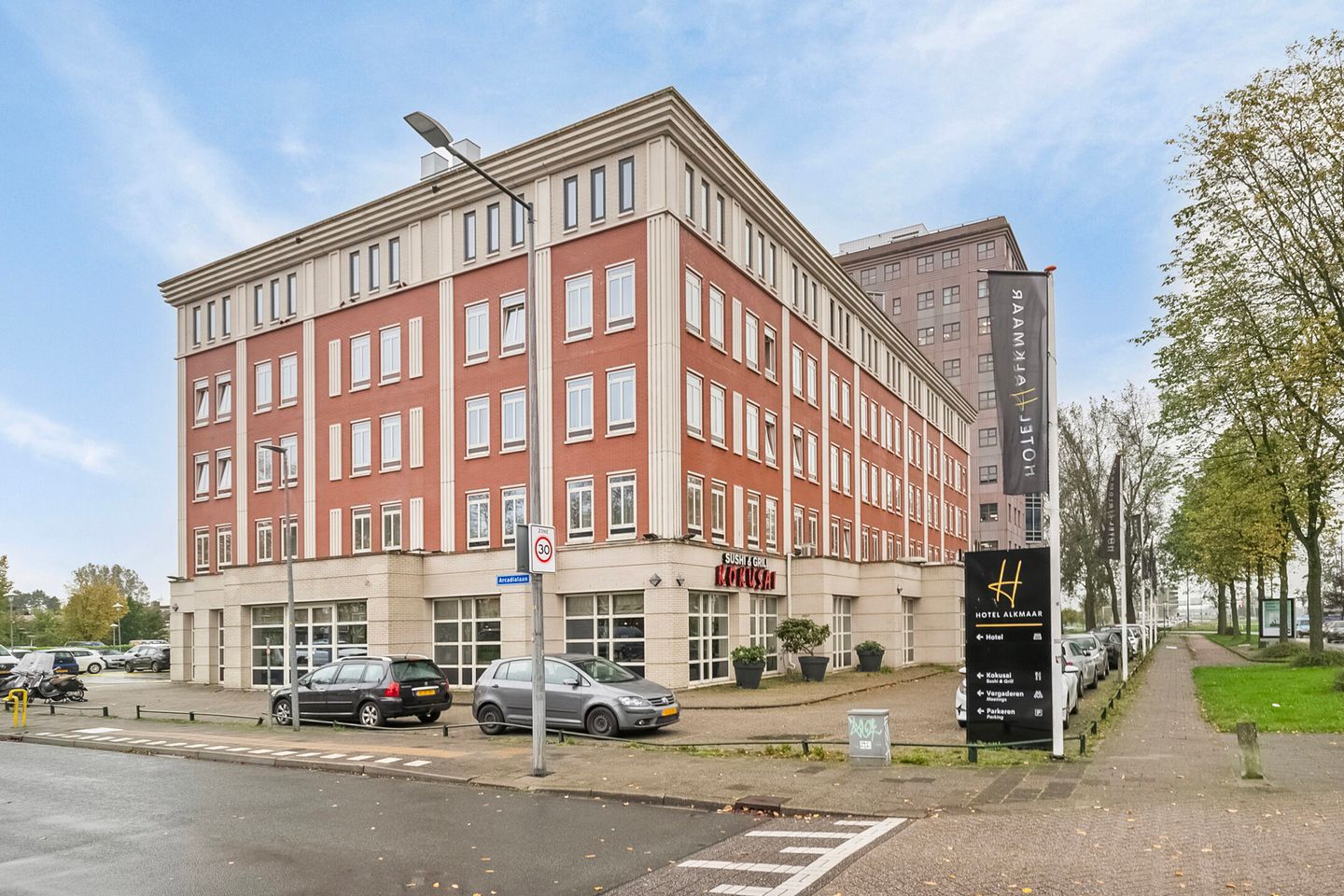 Photo 14 of Albertina Agnesstraat 58