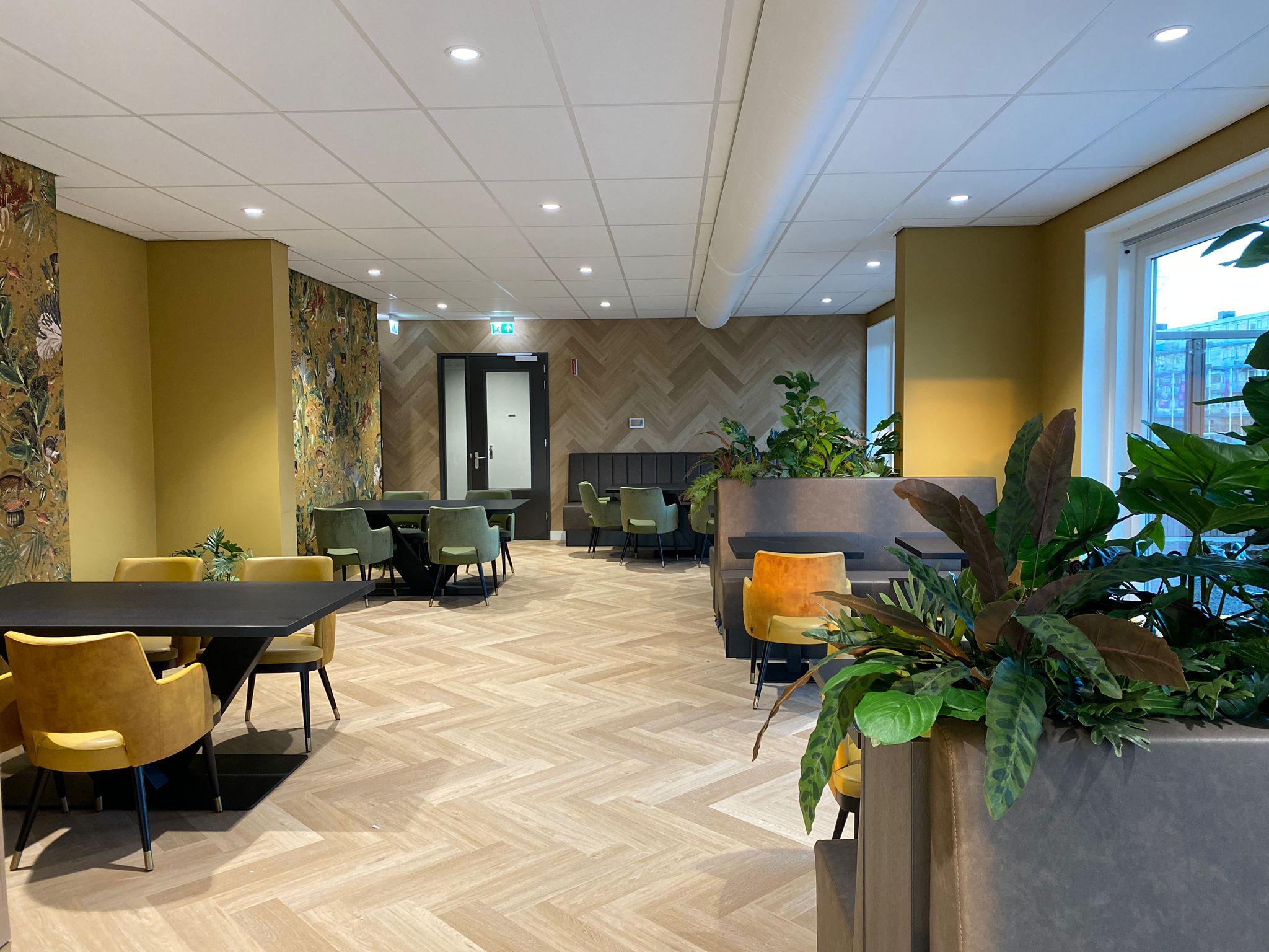 Photo 18 of Albertina Agnesstraat 58