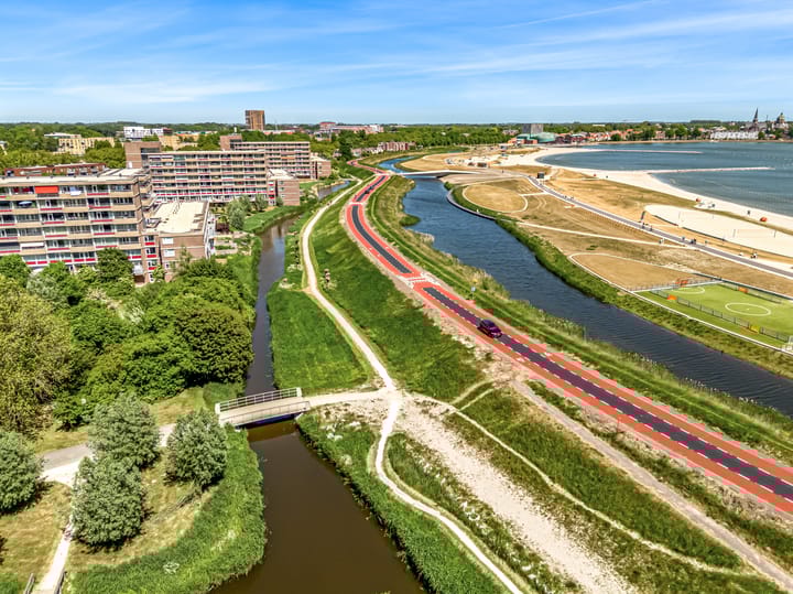 Foto 30 van Poolster 226