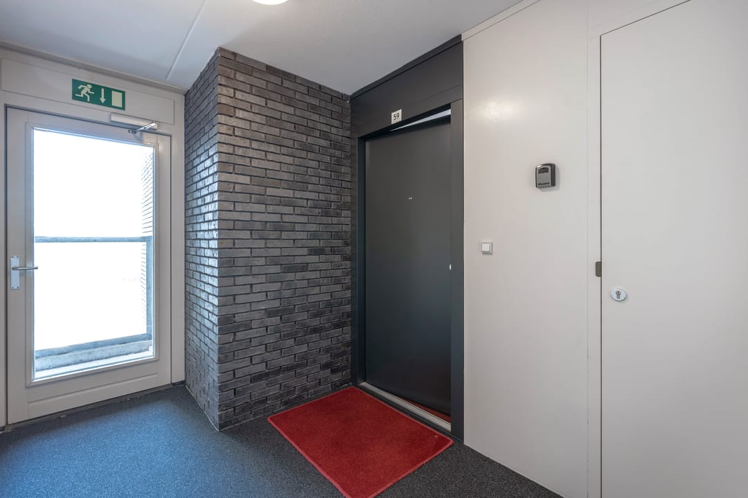 Photo 8 of Stationsplein 59