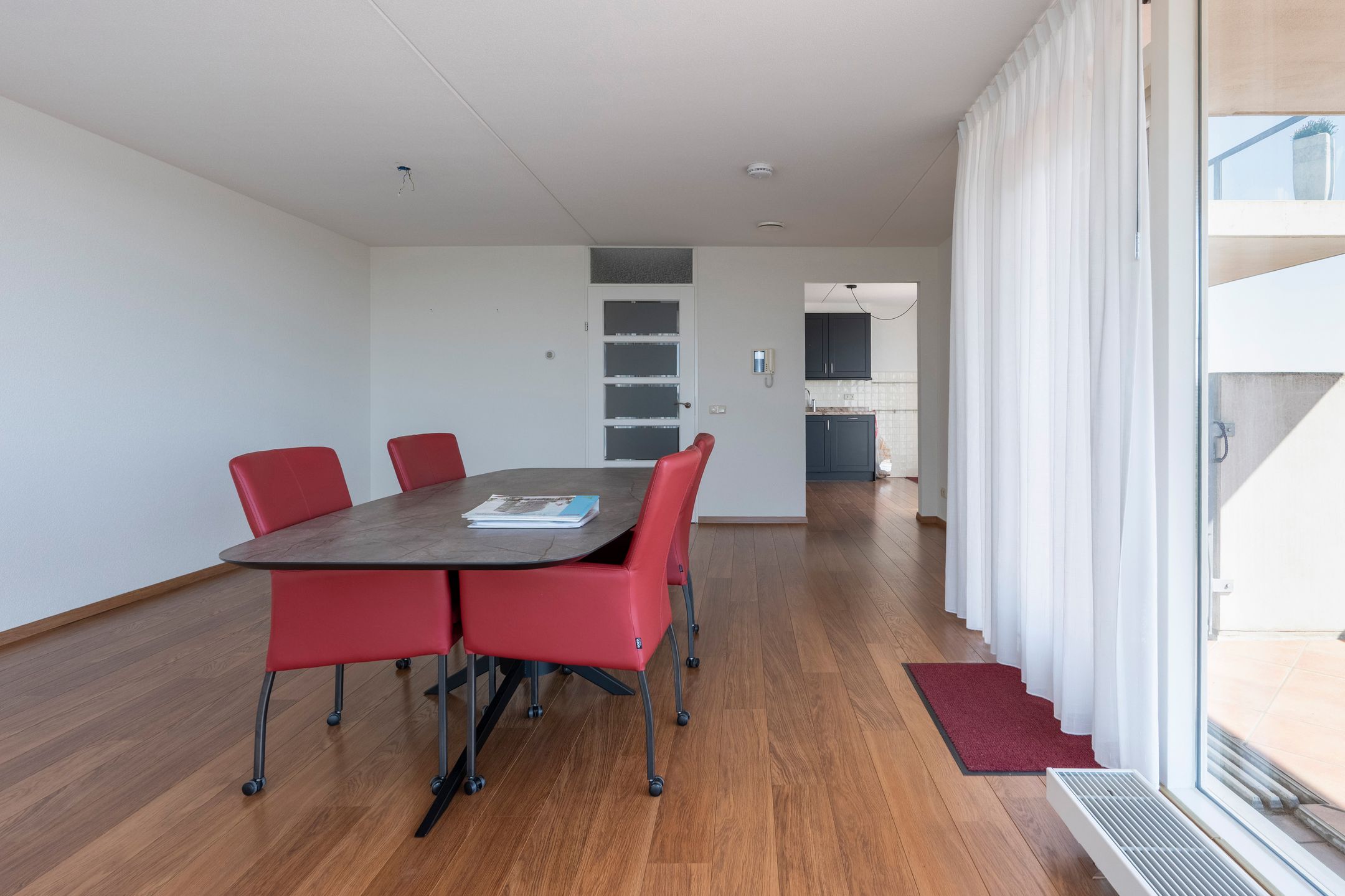 Photo 12 of Stationsplein 59