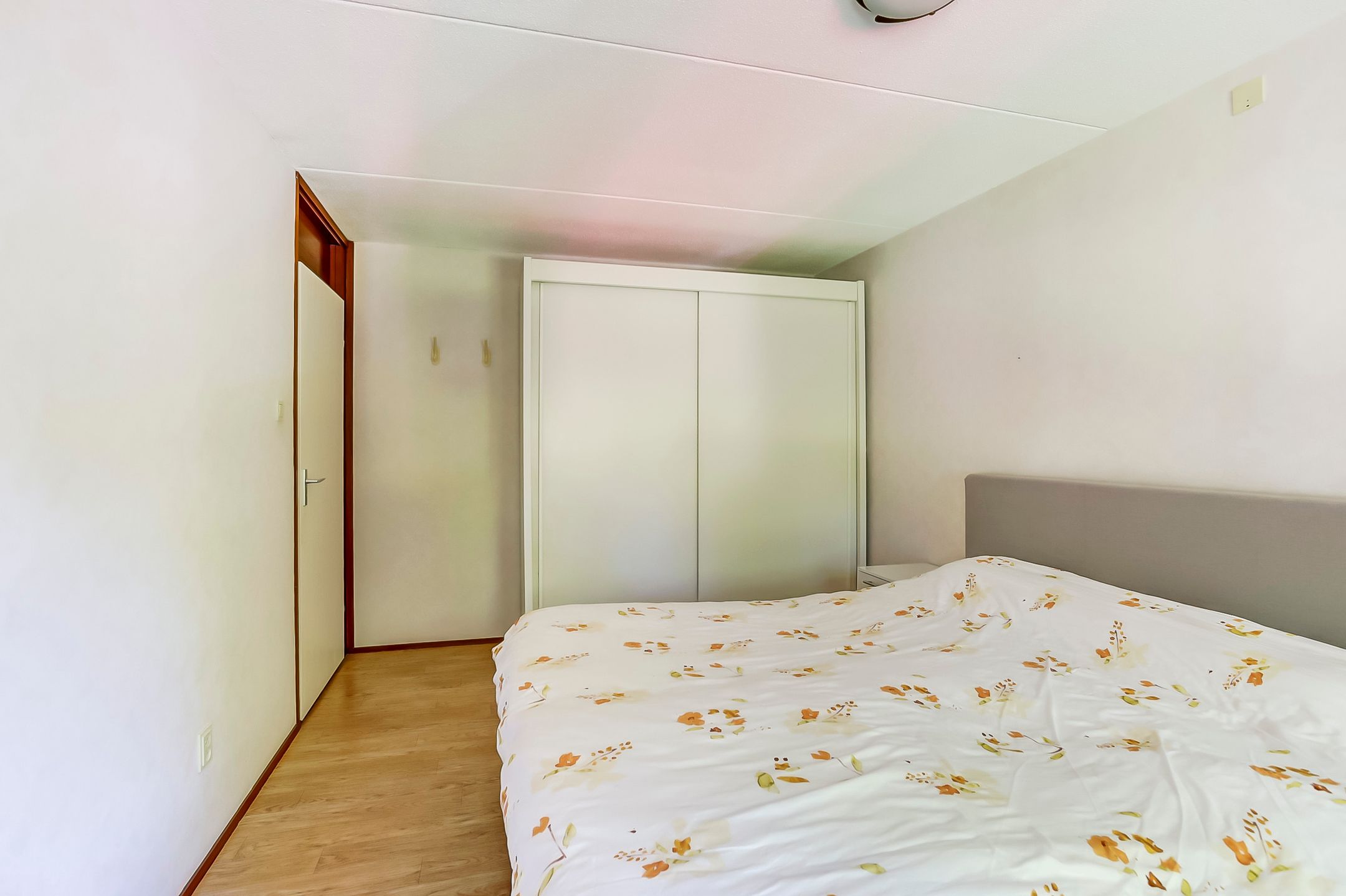 Foto 24 van Osbornehof 8