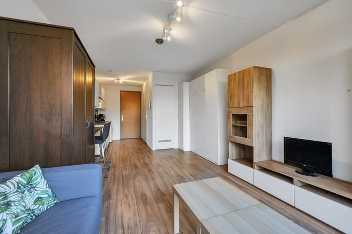 Photo 8 of Welnastraat 101