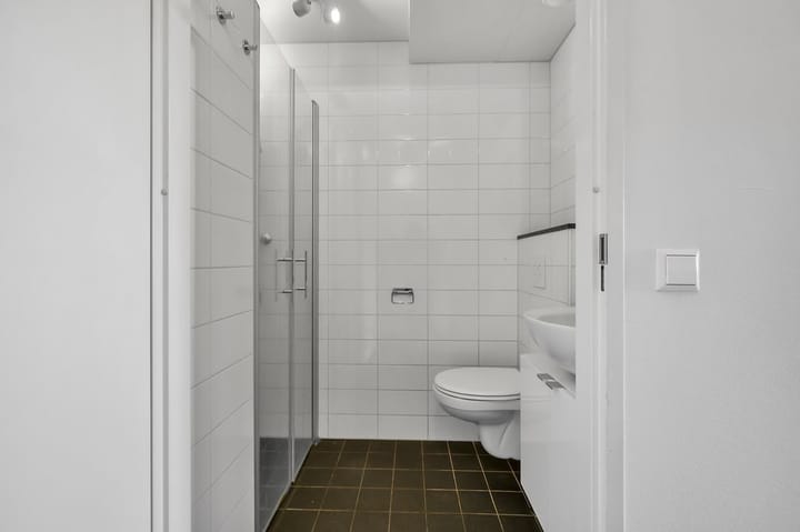 Photo 11 of Welnastraat 101