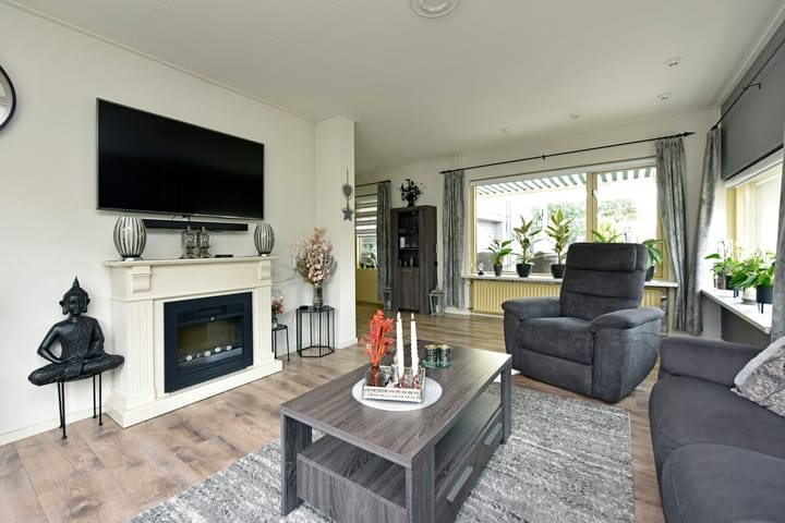 Foto 8 van Bloemenstraat 33