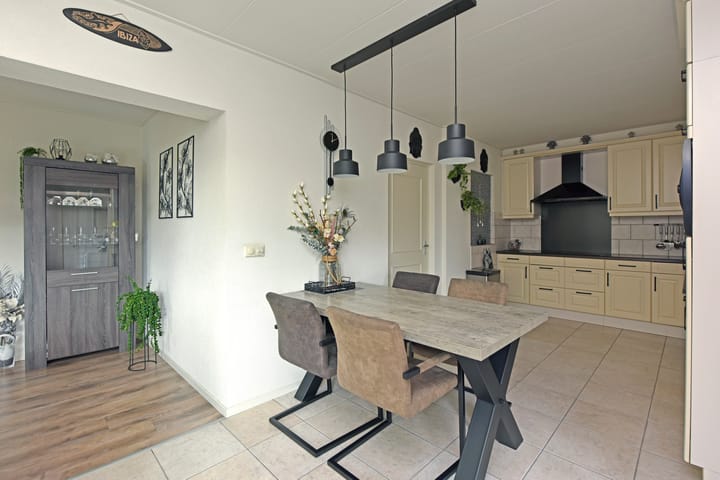 Foto 15 van Bloemenstraat 33