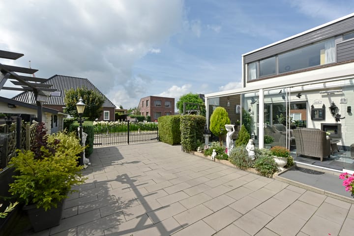 Foto 33 van Bloemenstraat 33