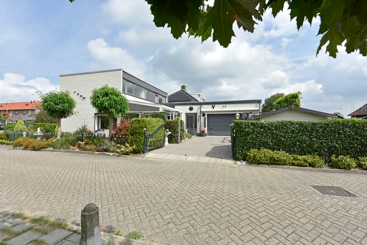 Foto 46 van Bloemenstraat 33