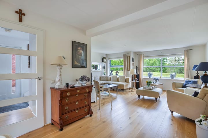 Foto 7 van Golflaan 11