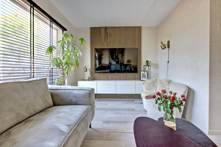 Photo 6 of Pluimpot 12