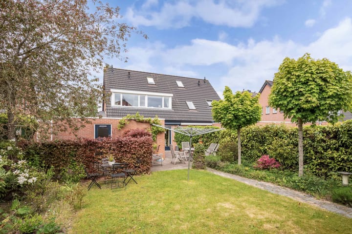 Foto 41 van Golflaan 11