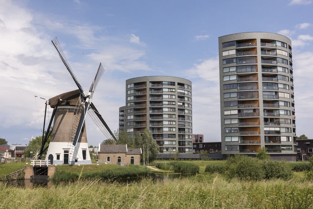 Foto 1 van Uiverplein 126