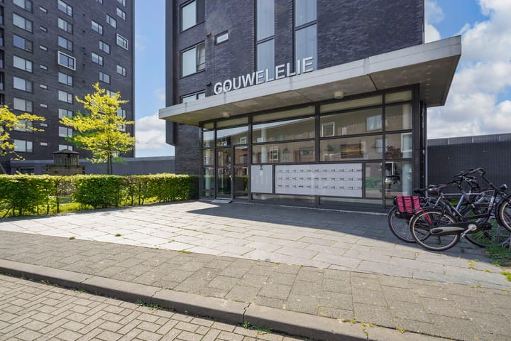 Foto 4 van Uiverplein 126