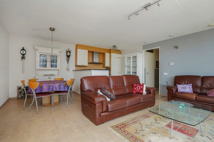 Foto 12 van Uiverplein 126