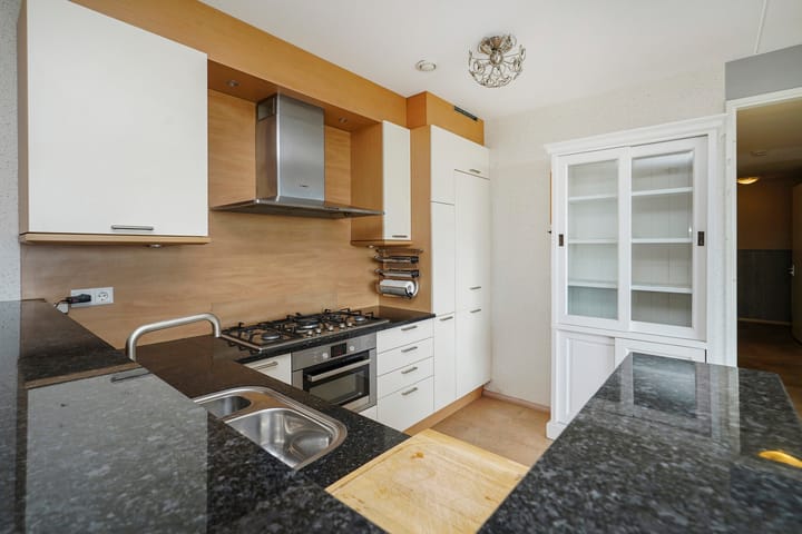 Foto 14 van Uiverplein 126