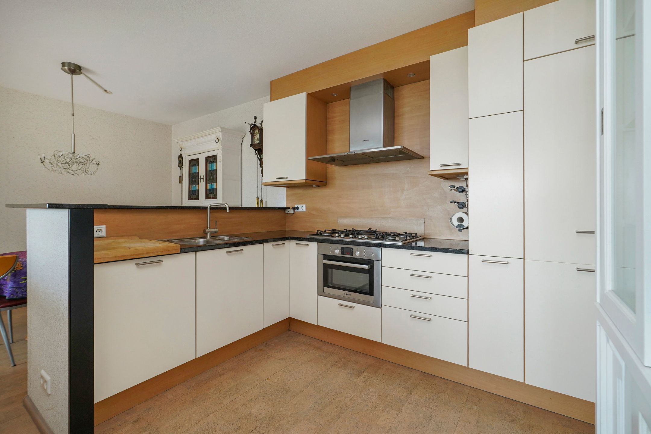 Foto 15 van Uiverplein 126