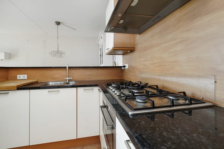 Foto 16 van Uiverplein 126